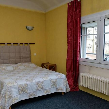 Hotel De La Cloche Vitry-le-François Zewnętrze zdjęcie