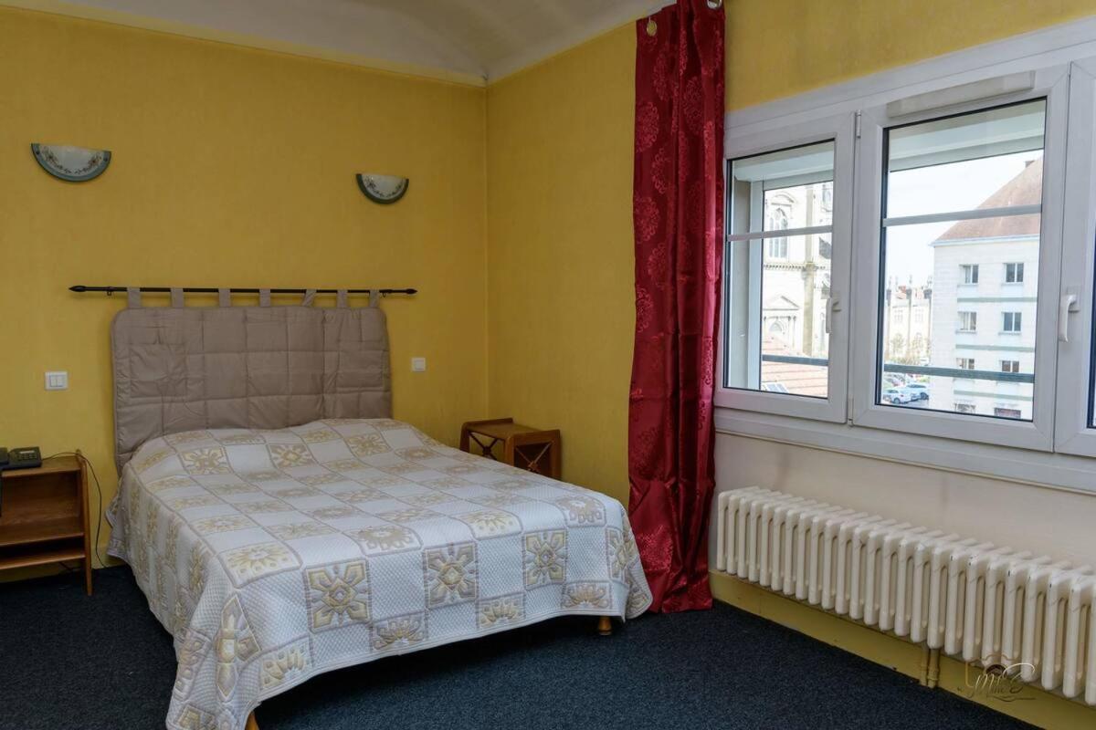 Hotel De La Cloche Vitry-le-François Zewnętrze zdjęcie